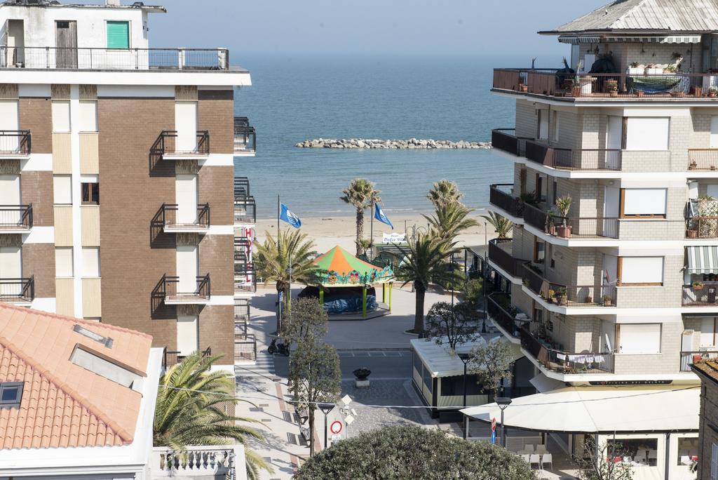 Hotel Gabbiano Porto San Giorgio Esterno foto