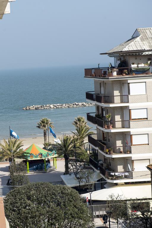 Hotel Gabbiano Porto San Giorgio Esterno foto