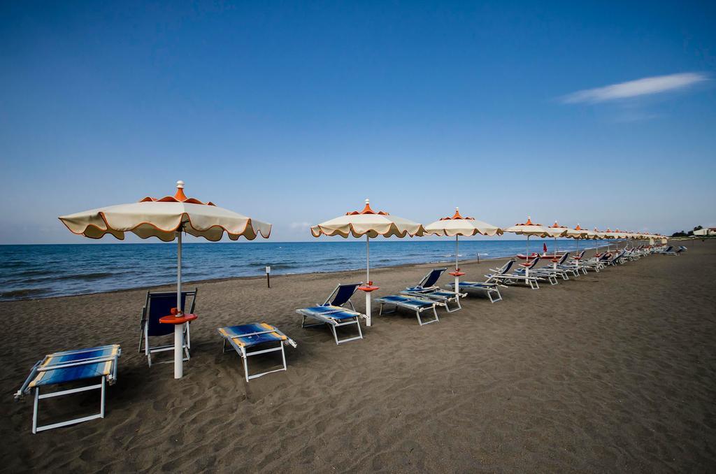 Hotel Gabbiano Porto San Giorgio Esterno foto