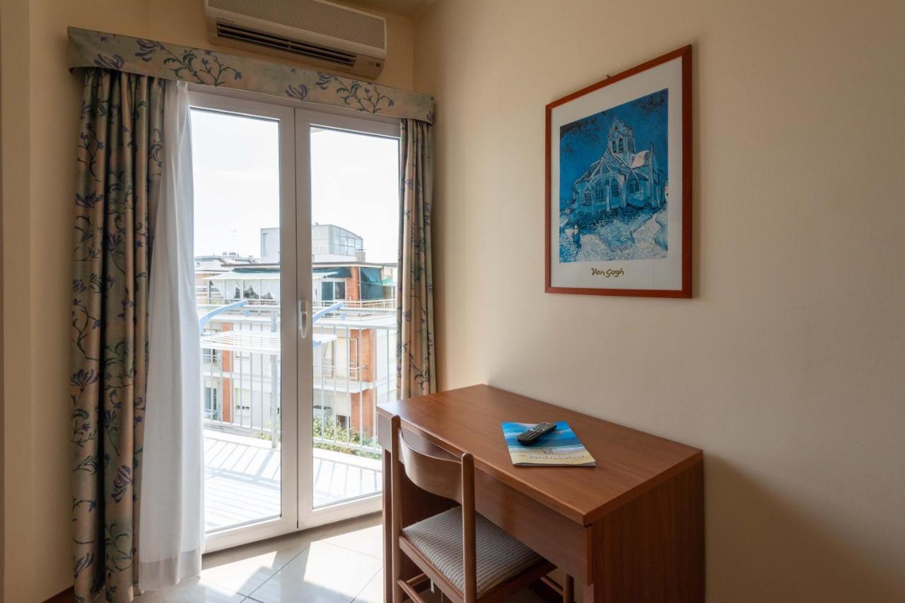 Hotel Gabbiano Porto San Giorgio Esterno foto